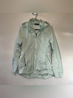 The North Face Womens Resolve Hooded Parka ll Moonlight Jade Size Medium Outdoor